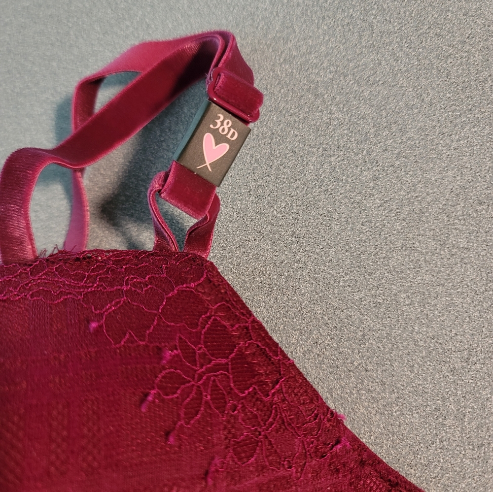 Victoria's Secret Burgundy Lace Bra with Adjustable Velvet Straps